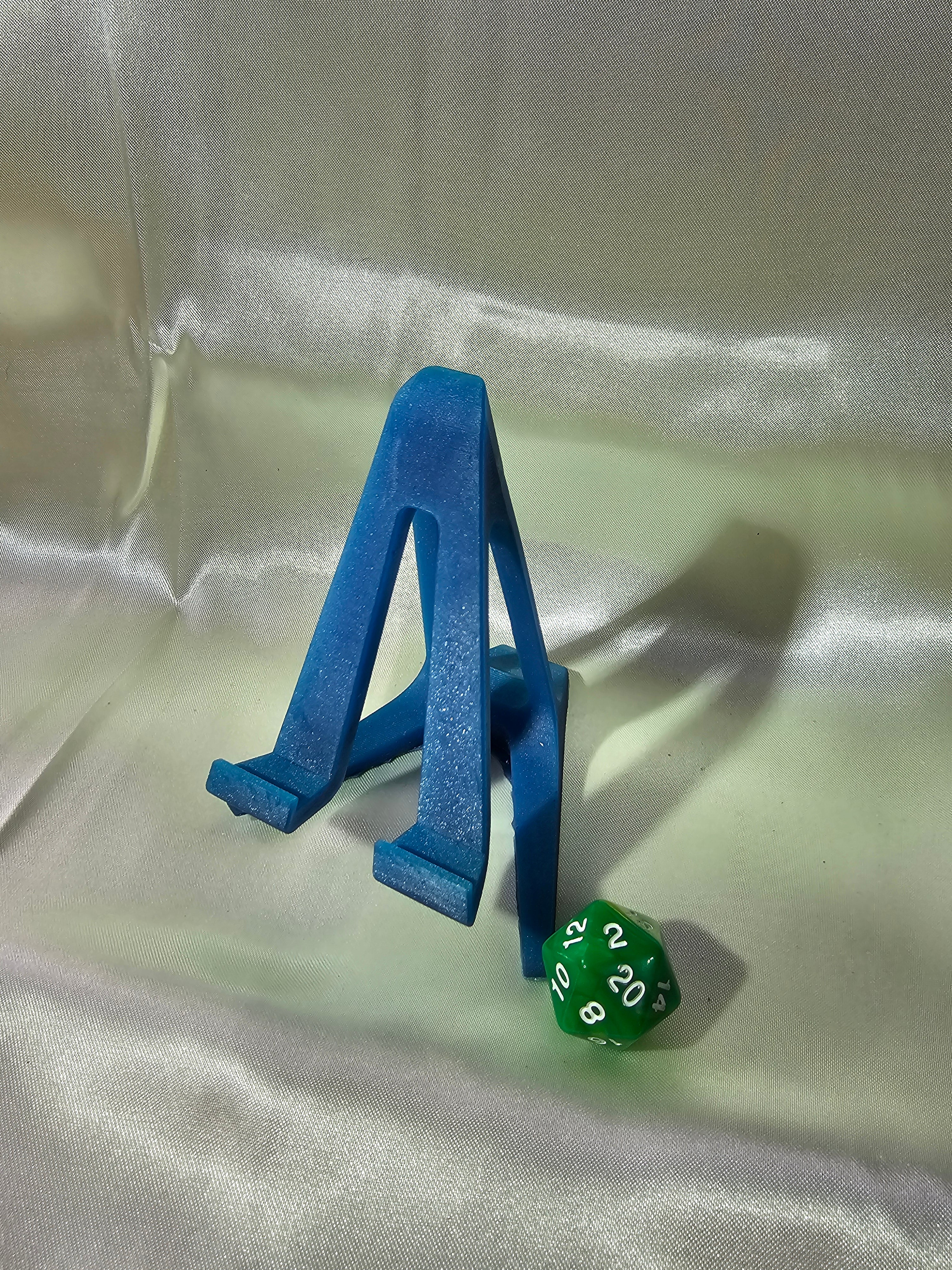 Phone stand (Resin Printed)